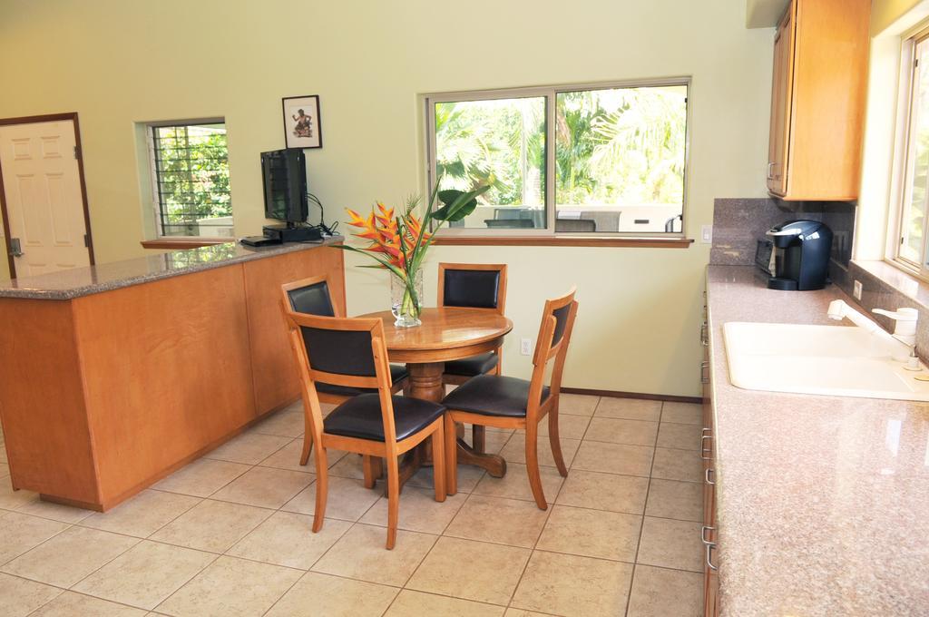 Aloha Aku Inn & Suites Kihei Bilik gambar