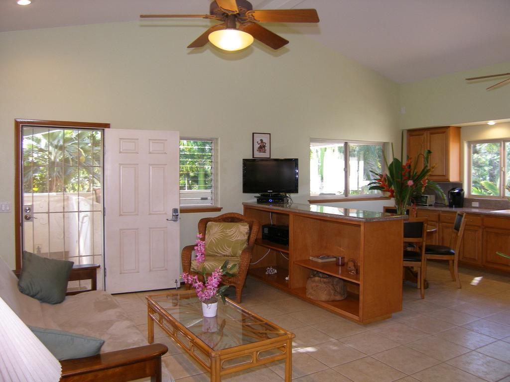 Aloha Aku Inn & Suites Kihei Bilik gambar
