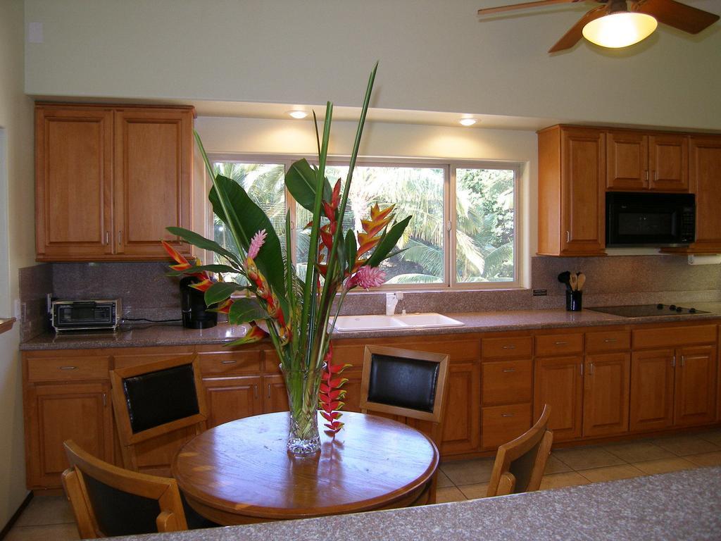 Aloha Aku Inn & Suites Kihei Bilik gambar